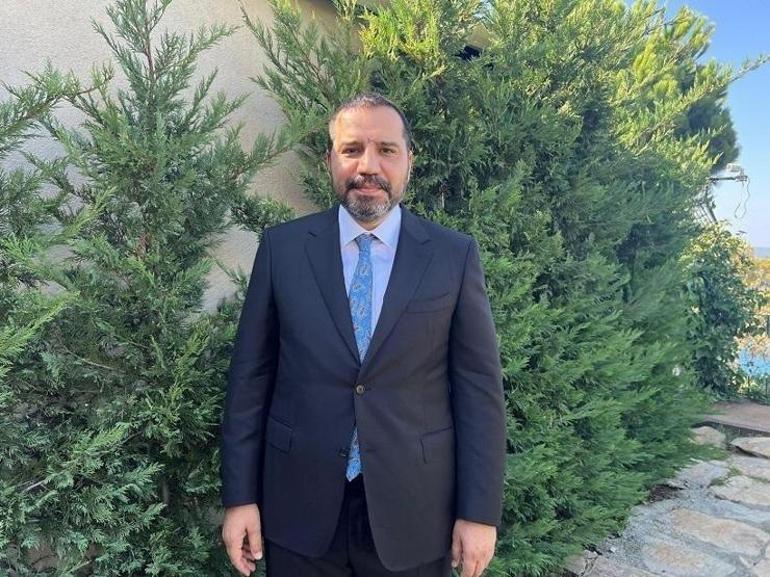 ‘Yeni Güç Çarpanı: Yapay Zeka’ adlı eser Hürriyet Kitap etiketiyle raflardaki yerini aldı
