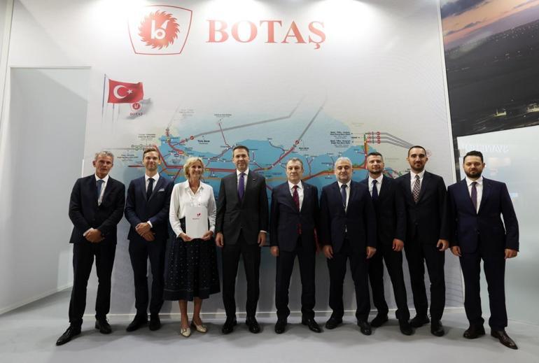 Doğal gaz tedarikinde önemli hamle 3 yıllık dönem için 8 farklı şirketle LNG anlaşması