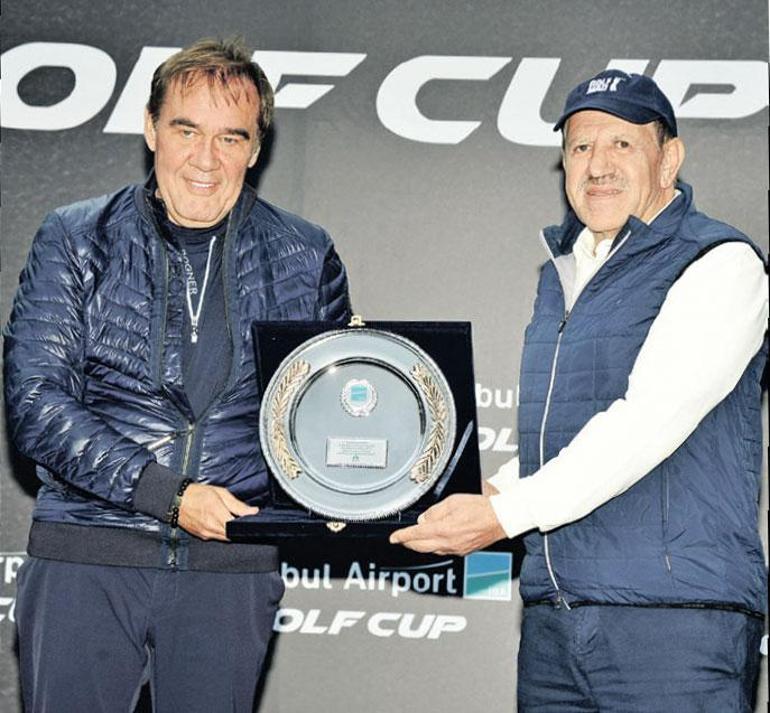 Baba-oğulun golf gururu