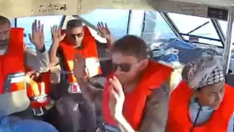 Sumud Filosu gemisi Mikeno, İsrail ablukasını kırarak Gazze karasularına ulaştı 37 Türk alıkonuldu