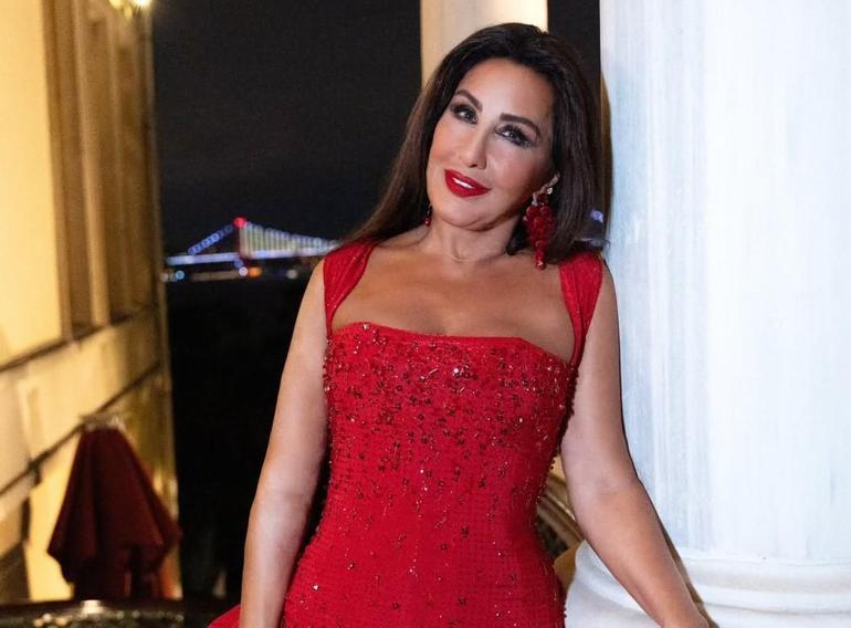 Nükhet Duruyu akrep soktu Apar topar hastaneye kaldırıldı