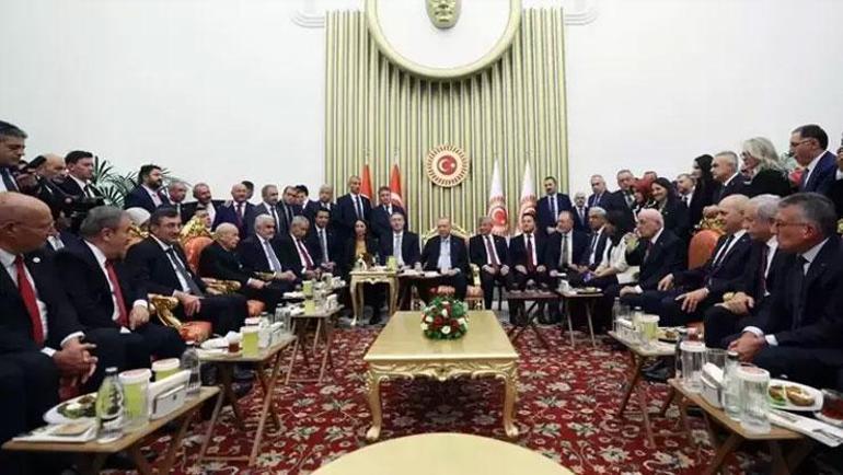 MHP lideri Devlet Bahçeli: İmralı SDG ve YPGye çağrı yapsın