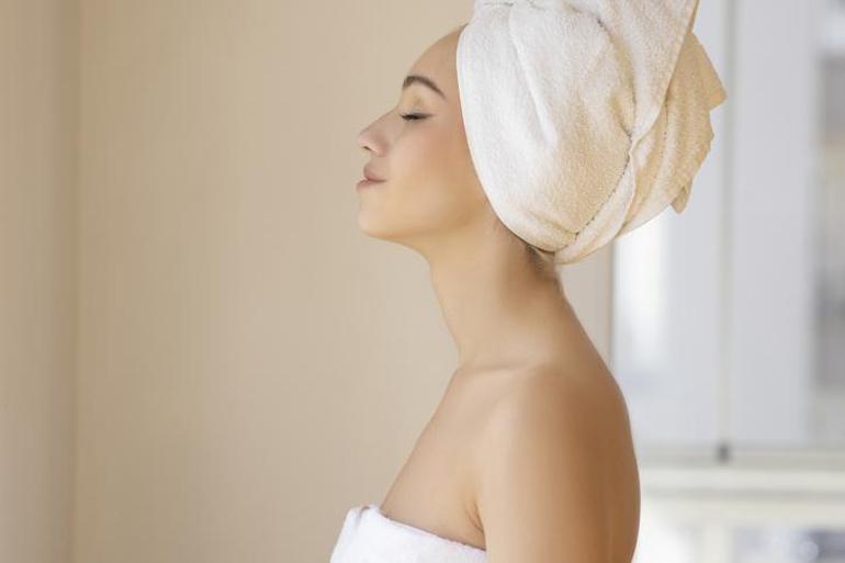 Sosyal medyada gündem oldu, herkes bunu konuşuyor 1 havlu kullanmak yetiyor, tüm stres ve yükü alıyor