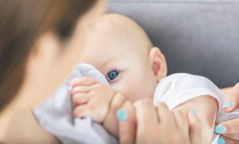 Emzirme baskıdan uzak olmalı