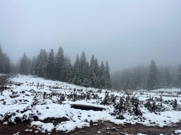 Kışa yaklaşırken kar yüzünü gösterdi Birçok il şimdiden beyaza büründü