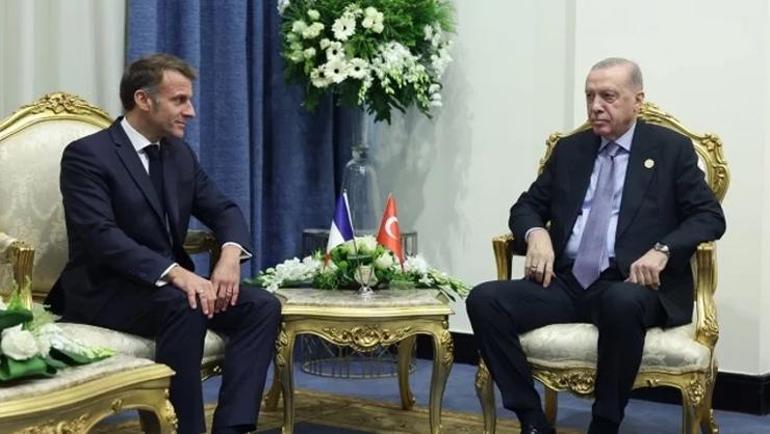 Cumhurbaşkanı Erdoğandan Mısırda diplomatik temaslar