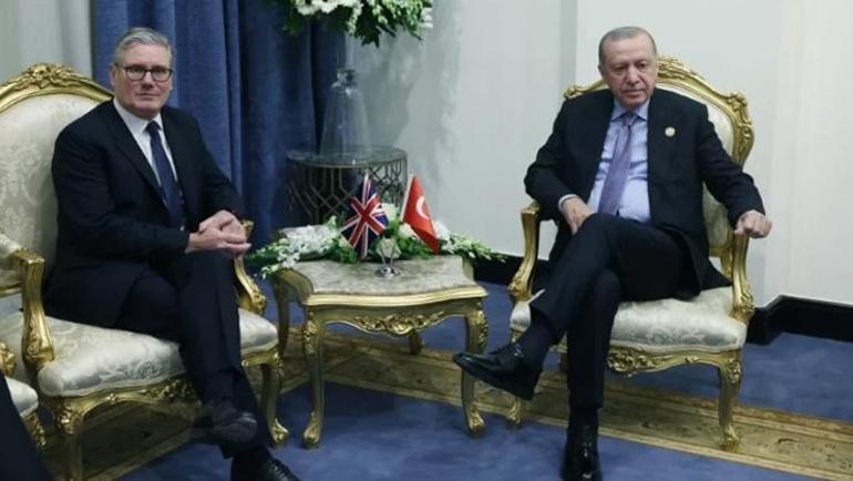 Cumhurbaşkanı Erdoğandan Mısırda diplomatik temaslar