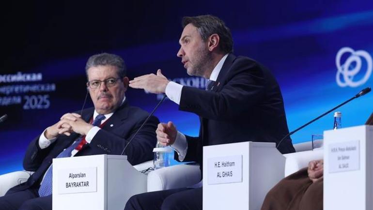 Jeopolitik gerilimlere karşı ‘Türk Yolu’ ‘Hiçbir enerji kaynağını dışlamıyoruz’