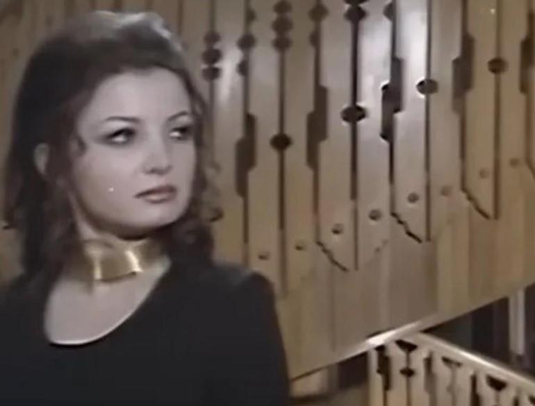 Yıldız Kenterin kızı Leyla Tepedelen sessiz yıldız çıktı Cüneyt Arkınla başrol oynamış