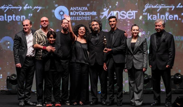 Antalya Altın Portakal Film Festivalinde ödüller sahiplerini buldu Törene Tavşan İmparatorluğu damga vurdu