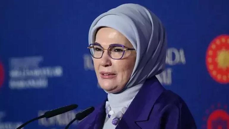 Emine Erdoğan, Topkapı Sarayı Saat Müzesinin açılışına katıldı