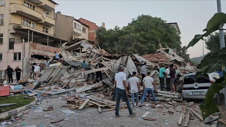 Prof. Dr. Ahmet Ercan Sındırgıdaki asıl tehlikeyi açıkladı: İşte sarsıntı dalgasını üç kat büyüten etken...