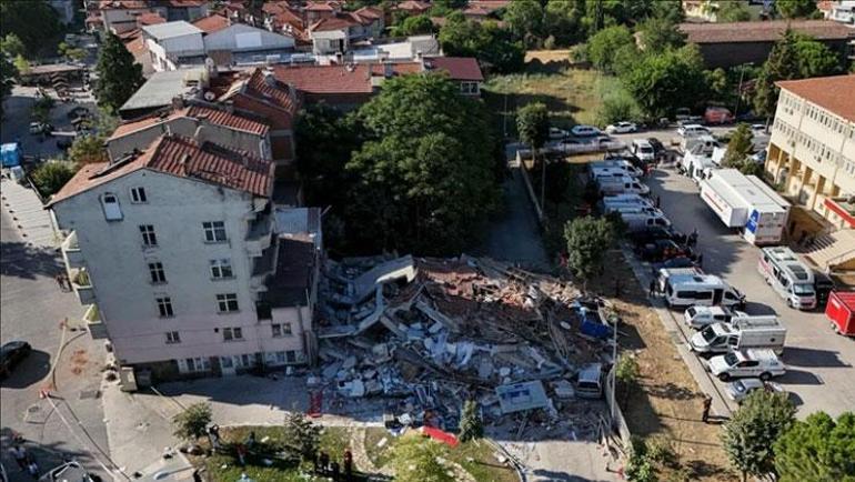 Prof. Dr. Ahmet Ercan Sındırgıdaki asıl tehlikeyi açıkladı: İşte sarsıntı dalgasını üç kat büyüten etken...