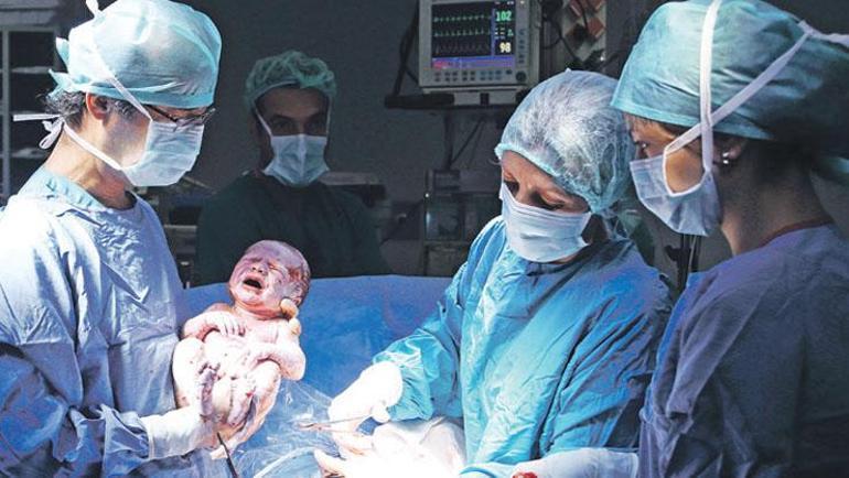 Sezaryen ve kadın bedeni