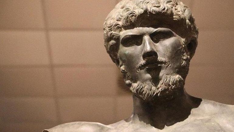 Bakan Ersoy: 2002’den bu yana 13 bin 377 kültür varlığı Türkiye’ye döndü