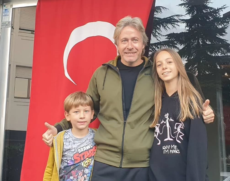 Cüneyt Arkının torunu Zeynep, dedesinin izinde Örnek aldığı oyuncuyu açıkladı