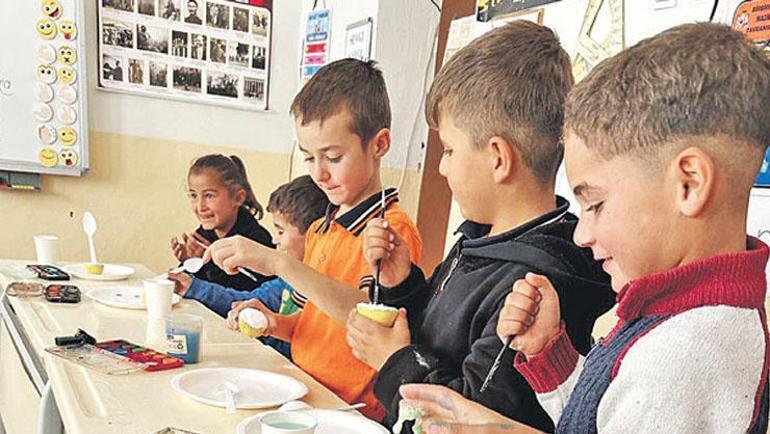 Köy sınıflarında bilimle değişim