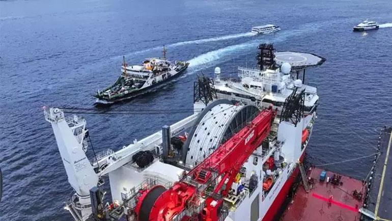 Bakan Bayraktar: 6. sondaj gemisi çarşamba günü Mersinde olacak