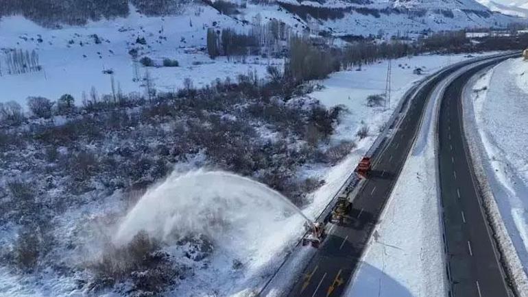Kar sürprizi Lapa lapa yağmaya başladı, her yer beyaza büründü