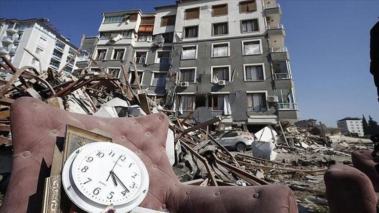 Antalyayı sallayan gerçek Depremler peş peşe geldi: Ana şok olduğunu düşünmek gerek