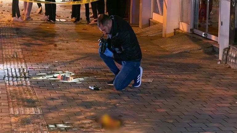 Kokoreççi önünde ileri geri konuştun dehşeti Cinayetten saniyeler önceki anlar ortaya çıktı