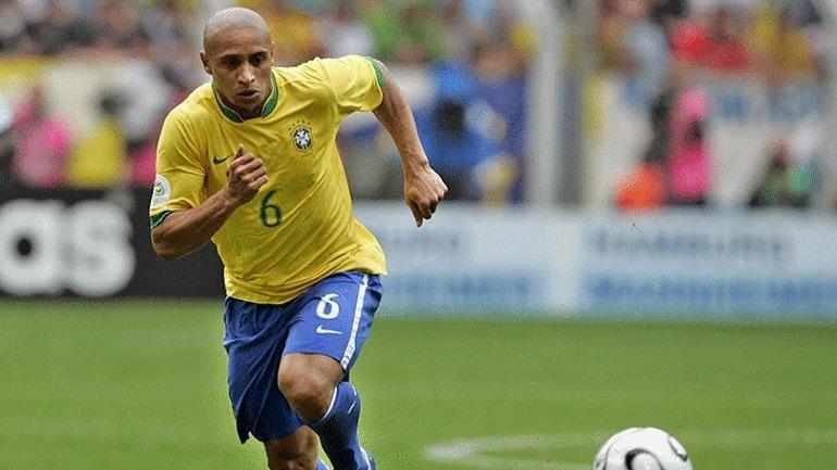 Roberto Carlos hastaneye kaldırıldı 3 saat ameliyat geçirdi