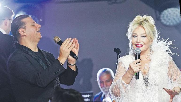 Sahnelerde 2026 coşkusu Ünlülerin bir dileği vardı