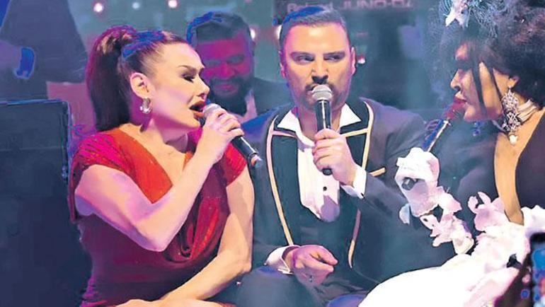 Sahnelerde 2026 coşkusu Ünlülerin bir dileği vardı