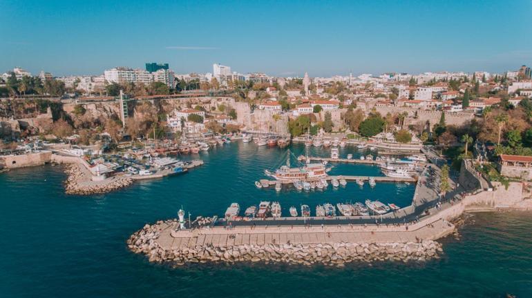 Rusya’dan Türkiye’ye turist akını: 2026 sezonu rekorla başlıyor, erken rezervasyonlar üçe katlandı