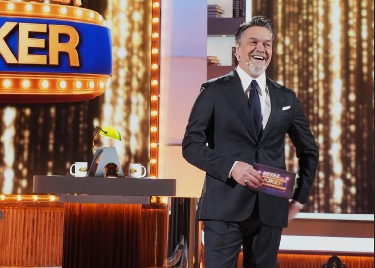 Beyaz: Programın formatını Tarkan için değiştirdim