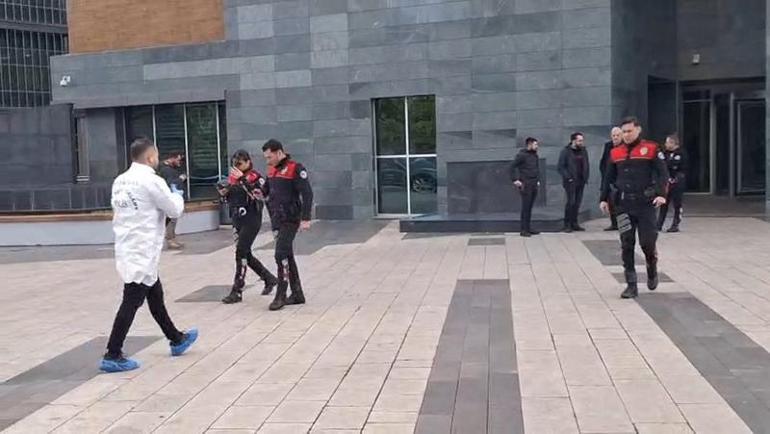 Kartaldaki adliyede silah sesleri Savcı, hakimi vurdu: Çaycı ikinci kez ateş etmesini engellemiş