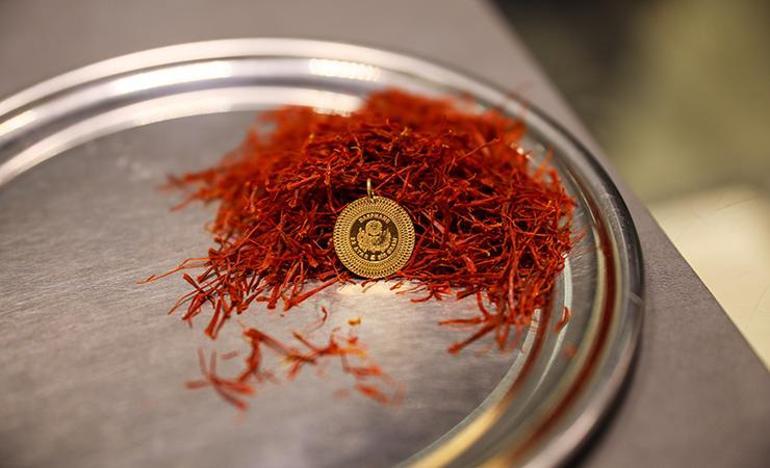 Kırmızı altın cep yakıyor 1 gramı servet: At kılını boyayıp satıyorlar