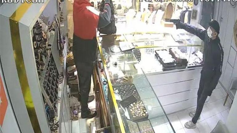 1 dakikada 3 milyonluk soygun