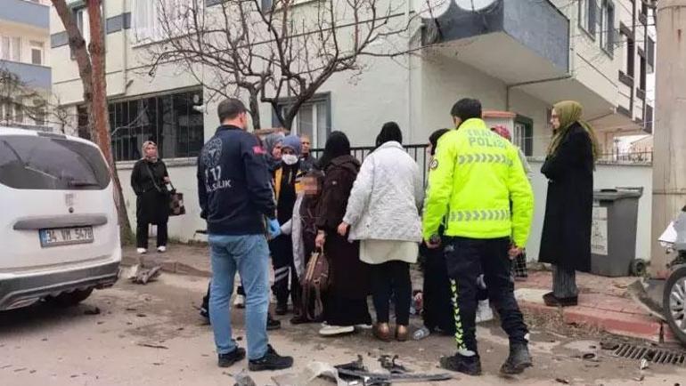 Bursada küçük kızın karne günü kabusa döndü: 2 yaralı