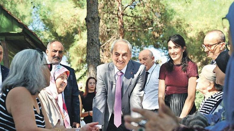 Yalnızlığa karşı insan zinciri