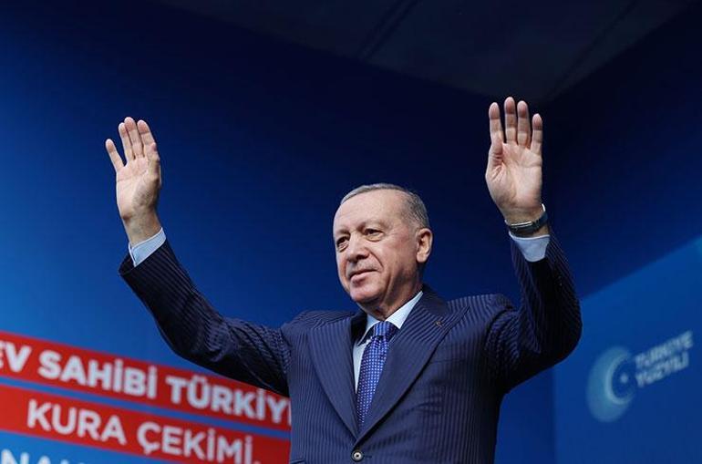 Cumhurbaşkanı Erdoğandan deprem bölgesi çıkışı: 3 yıldır neredeydin Özgür Efendi