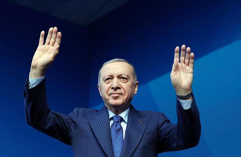 Cumhurbaşkanı Erdoğandan deprem bölgesi çıkışı: 3 yıldır neredeydin Özgür Efendi