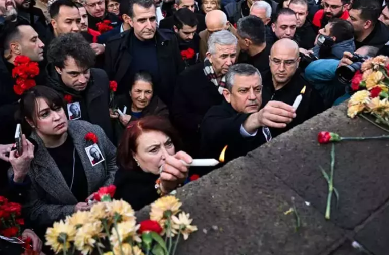 Suikasta uğrayan gazeteci-yazar Uğur Mumcu, ölümünün 33. yılında anıldı