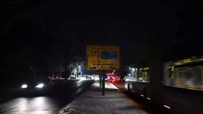 Almanyada elektrik şebekesine saldırıyı aydınlatacak bilgiyi verene 1 milyon euro ödül