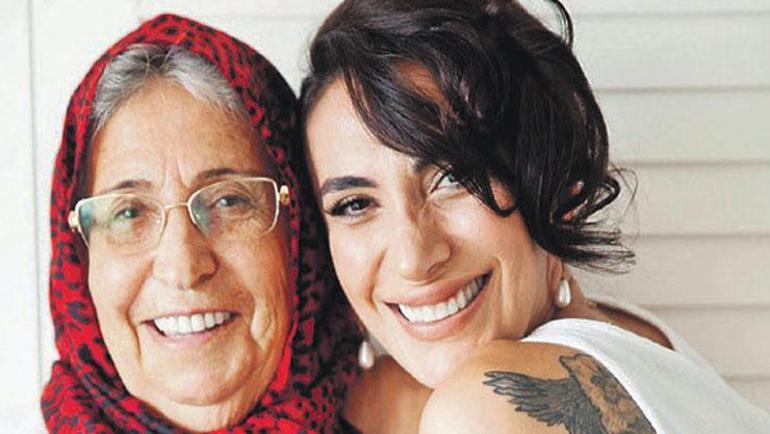 Songül Öden: Annem okuma yazmayı benimle öğrendi