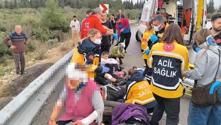 Antalyada katliam gibi kaza: 8 can kaybı, çok sayıda yaralı var Olay yerinden ilk görüntüler