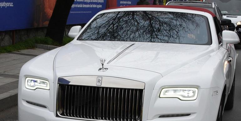 Burak Özçivitin 50 milyonluk yeni oyuncağı Bu ara çok rahatım