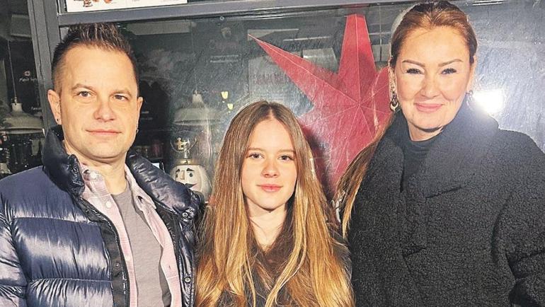 Pınar Altuğ isyan etti: Instagram’dan ev, araba, 500 bin TL istiyorlar
