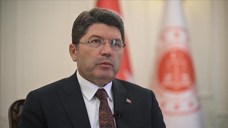 Kabinede revizyon Adalet Bakanı ve İçişleri Bakanı değişti