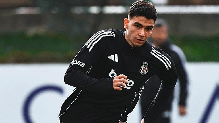 Beşiktaşta yeni transferler için imza töreni düzenlendi Serdal Adalıdan hakem tepkisi