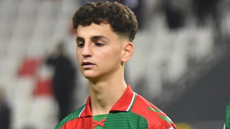 Fenerbahçe transferi bitirdi Genç yetenek imzayı atıyor