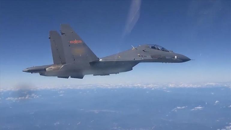 Sarı Denizde gerilim zirvede ABD ve Çin savaş uçakları karşı karşıya