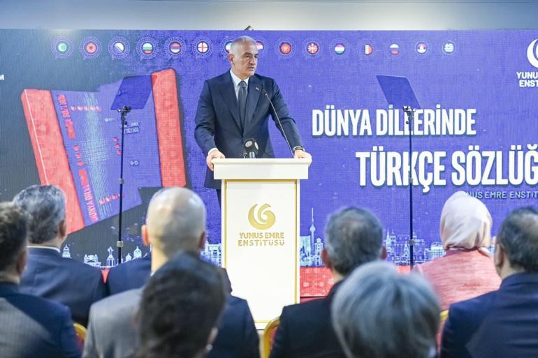 Türkçenin kültürel izleri sözlükte buluştu: Bakan Ersoy dünya dillerinde Türkçe projesini tanıttı