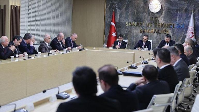 Bakan Kacır, Başkentte OSB başkanlarıyla bir araya geldi