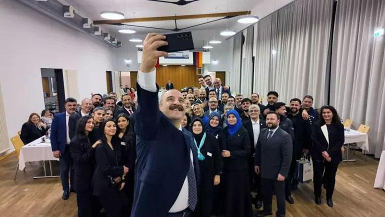 Komisyon Başkanı Varank, Almanya’da Türklerle buluştu